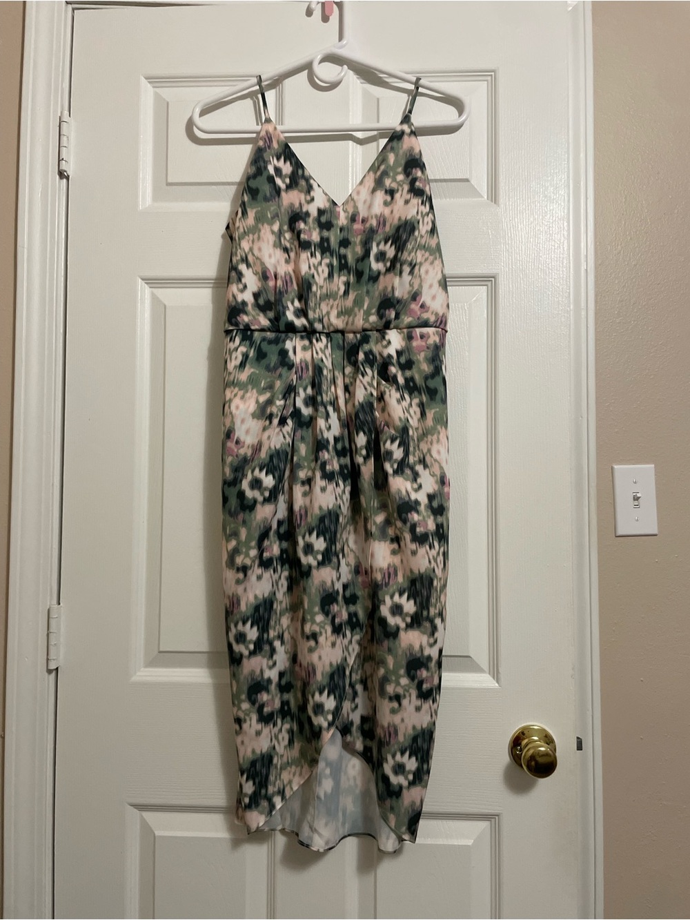 Chelsea28 Faux Wrap Dress Pink Green Daisy Blur Size S
